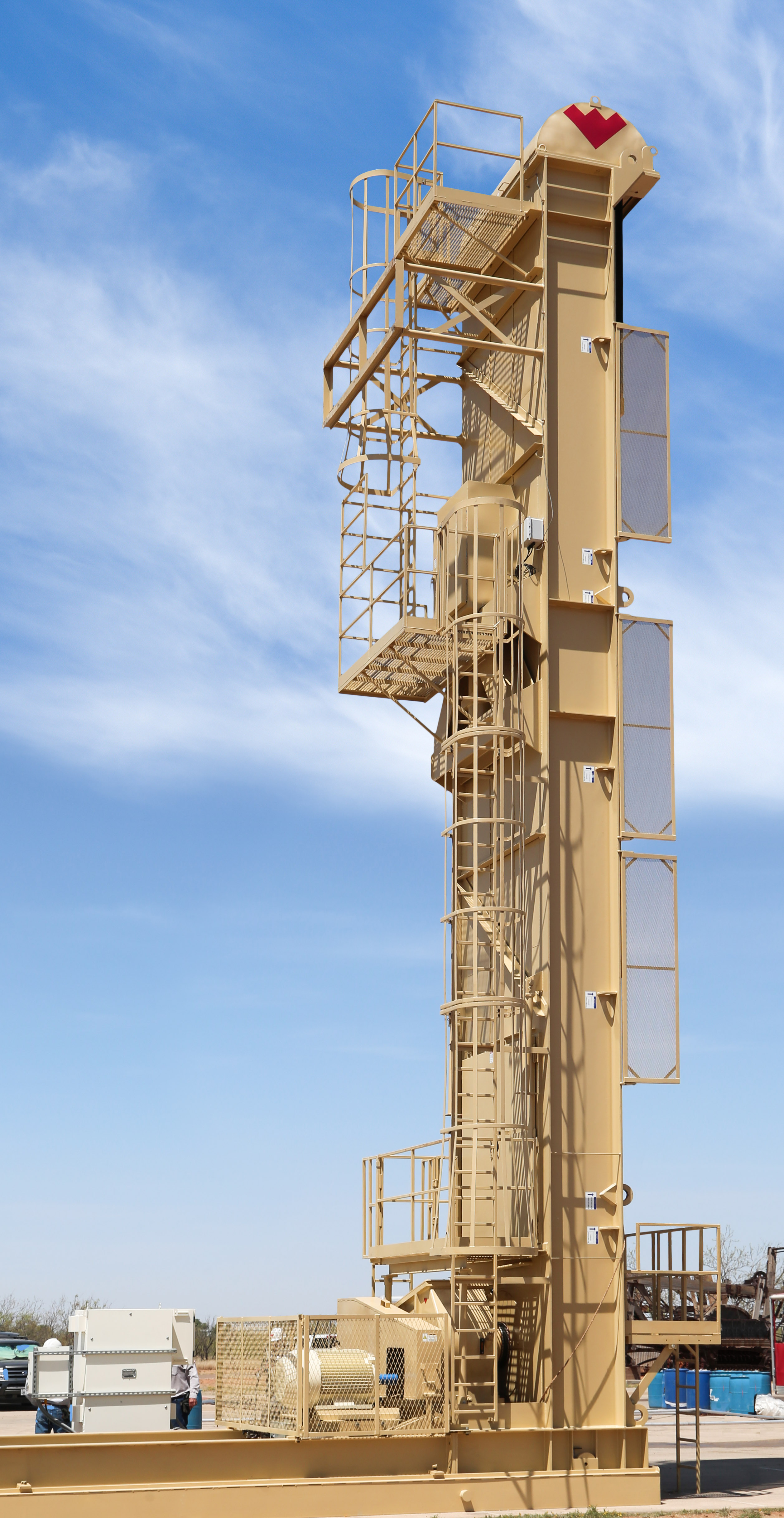 Weatherford’s new Rotaflex long-stroke pumping unit improves artificial lift efficiency.