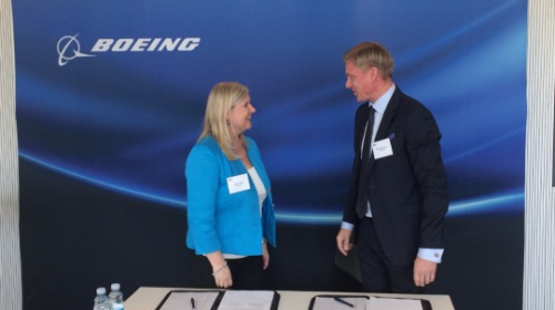 Maria Laine (left), vice president, Northern Europe, Boeing International and Poul Due Jensen (right), Grundfos Group Executive Vice President Sales, Marketing and Service.