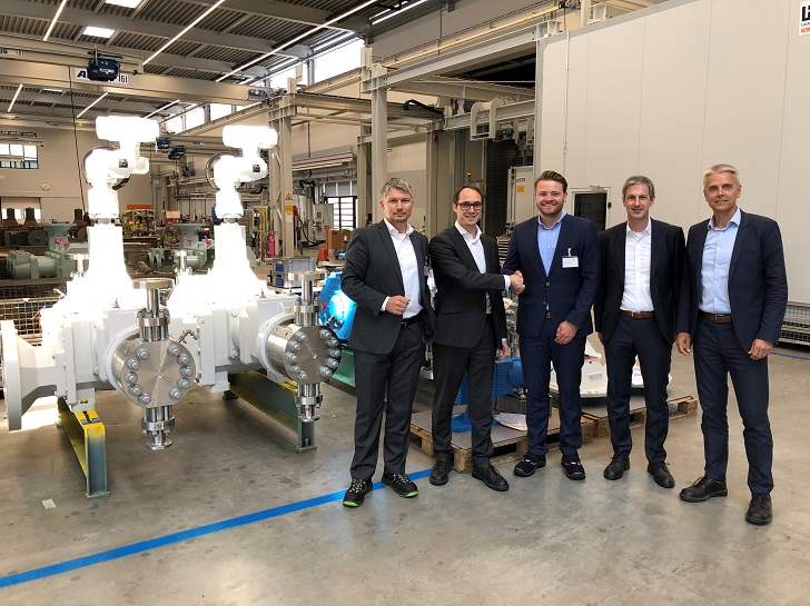 Left to right: Robert Kurz (Director Sales & Marketing, Netzsch Pumpen und Systeme GmbH), Florian Kieninger (VP Corporate Development, Lewa GmbH), Kai Stegemann (Managing Director, Star Pump Alliance GmbH), Dr Mathias Hotz (Head of Legal & Export Control, Lewa GmbH) and Stefan Glasmeyer (CSO, Lewa GmbH).