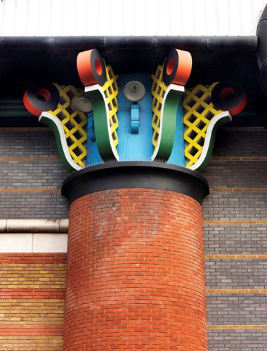 Stylised Corinthian capitals adorn the pumping station columns. (Picture © Historic England/James O. Davies.)