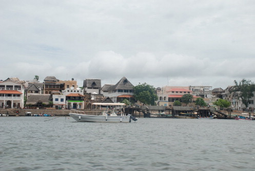 Figure 2. A section of the Indian Ocean town of Malindi which went without water for months after the pumping facilities at the Malindi Water and Sewerage Company's water treatment plant collapsed. (Picture by Shem Oirere and courtesy of Ministry of Environment and Natural Resources.)