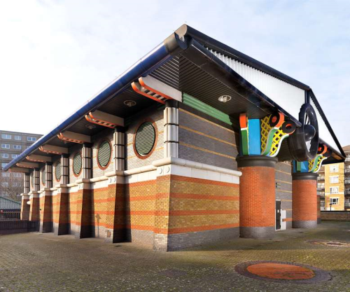 The pumping station is still in use by Thames Water. (Picture © Historic England/James O. Davies.)