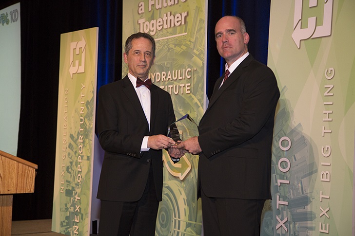 Sulzer presented the Pump Industry Excellence Award for Innovation & Technology to the Chevron Energy Technology Co.