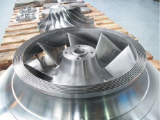 Figure 6. The effective machining time for this impeller machined from a solid was justapprox. 200 hours without running in.