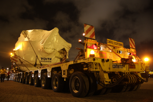 Start of the exceptional load in the harbour of Leixoes, Portugal. Image courtesy of Voith.