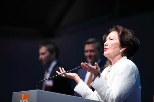 Ayhan Busch during her speech at the anniversary evening celebration