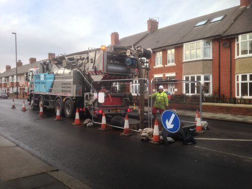 Hydrascan's Wiedemann & Reichhardt high volume water jetting recycling lorries at work.