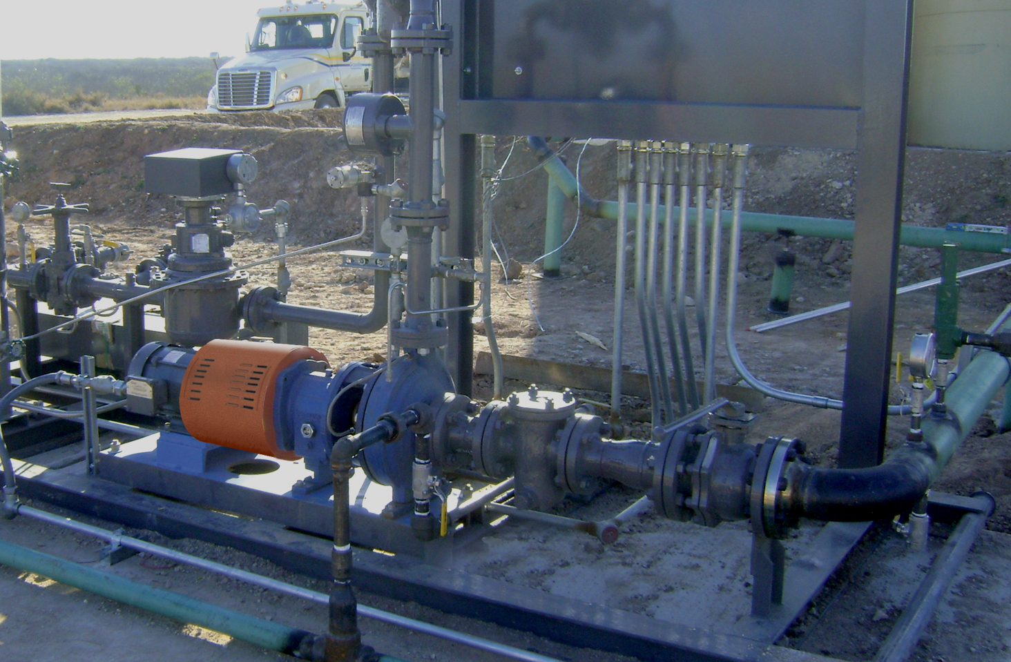 A Griswold 811 Series Centrifugal Pump in action during a Leased Asset Custody Transfer (LACT) operation in the Eagle Ford shale play in Texas.