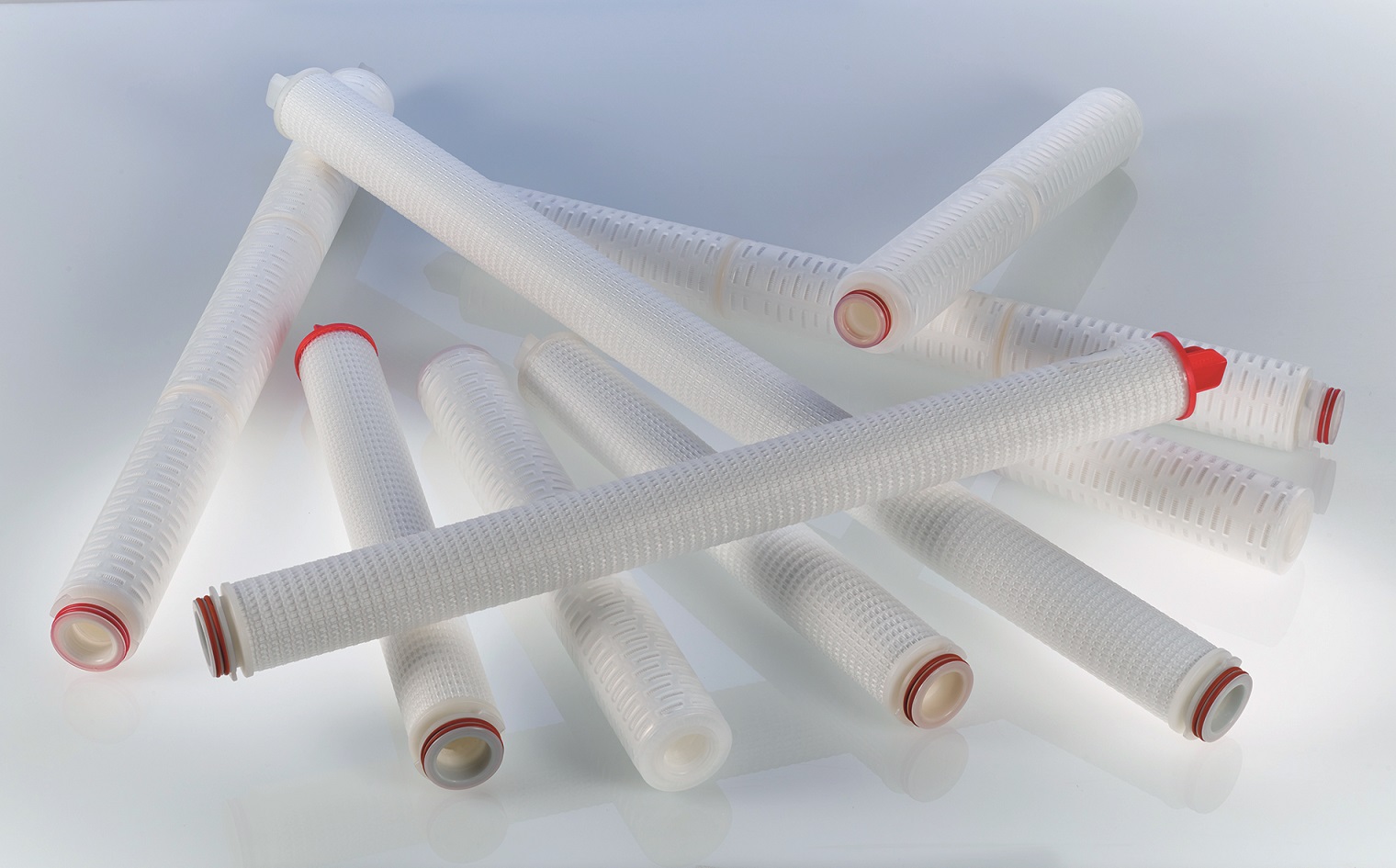 Beco Protect pre-filter cartridges and Beco Membran PS membrane filter cartridges from Eaton’s filter cartridge range can be optimally combined to achieve the desired filtration objective.