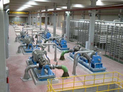 Figure 1. Six MSD/4 10x10x15A pumps with ERT of two injectors supplied to Valdelentisco SWRO to feed separate lines.