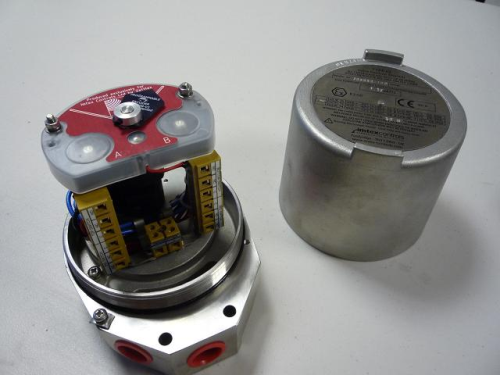 IMTEX valve position sensor incorporates a 4 to 20 mA non-contact feedback transmitter.