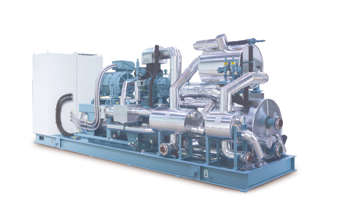 The new GEA Red heat pump cascade version allows clients to add the heat pump onto any existing refrigeration system. (Image: GEA)