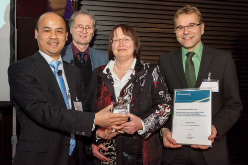 Christian Bürkert GmbH & Co. KG was honoured in Munich on 7 March 2012. From left: Truong Le (Fraunhofer IAO), Dr. Helmut Appel (Fraunhofer IAO), Dr. Gertrud Eppler (Director IP Management, Bürkert), Dr. Dieter Binz (Director Research and Development, Bürkert).