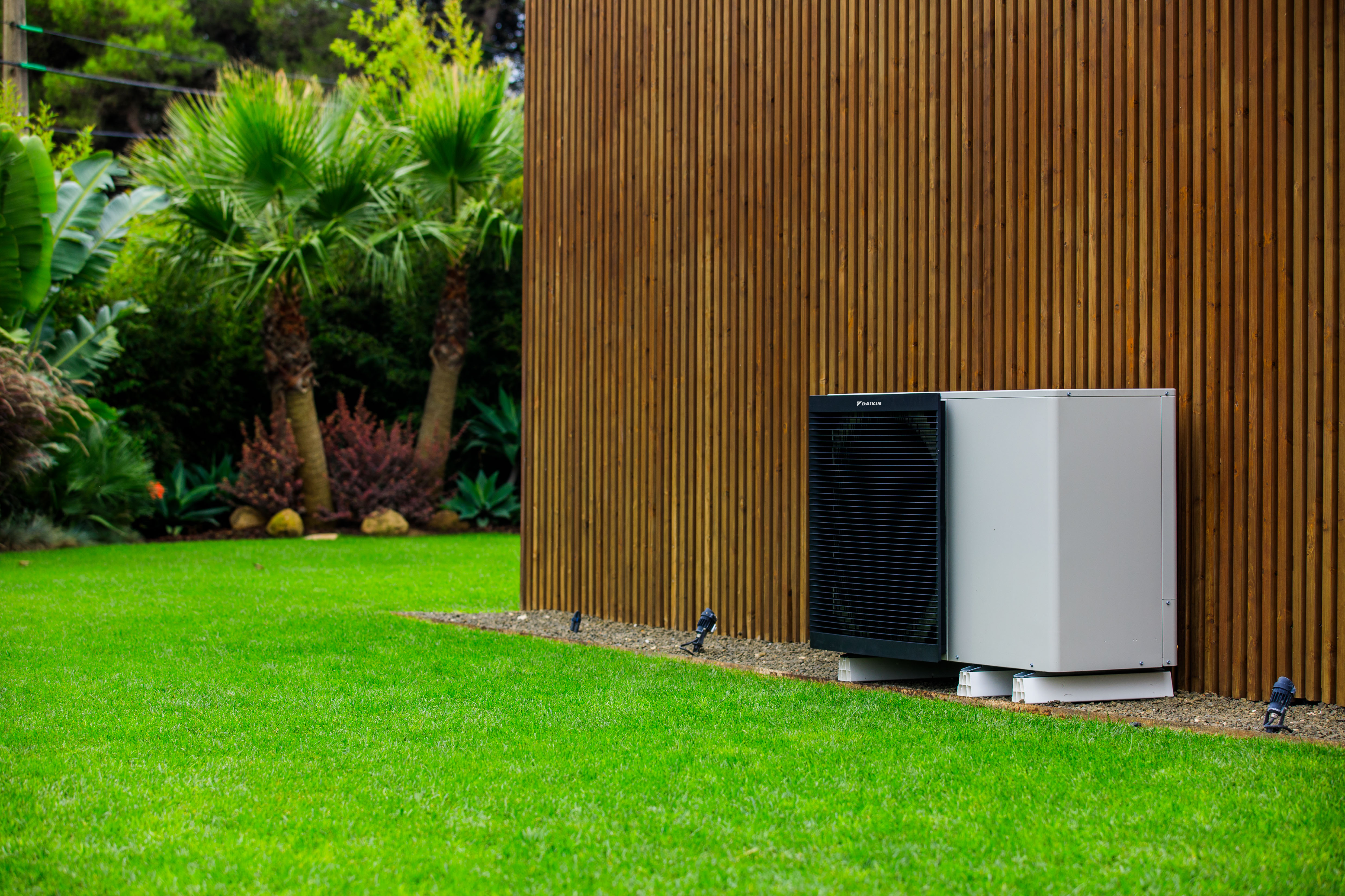 The Daikin Altherma 3 M has a monobloc set-up which only requires an outdoor unit as it only has one fan. (Image: Daikin)