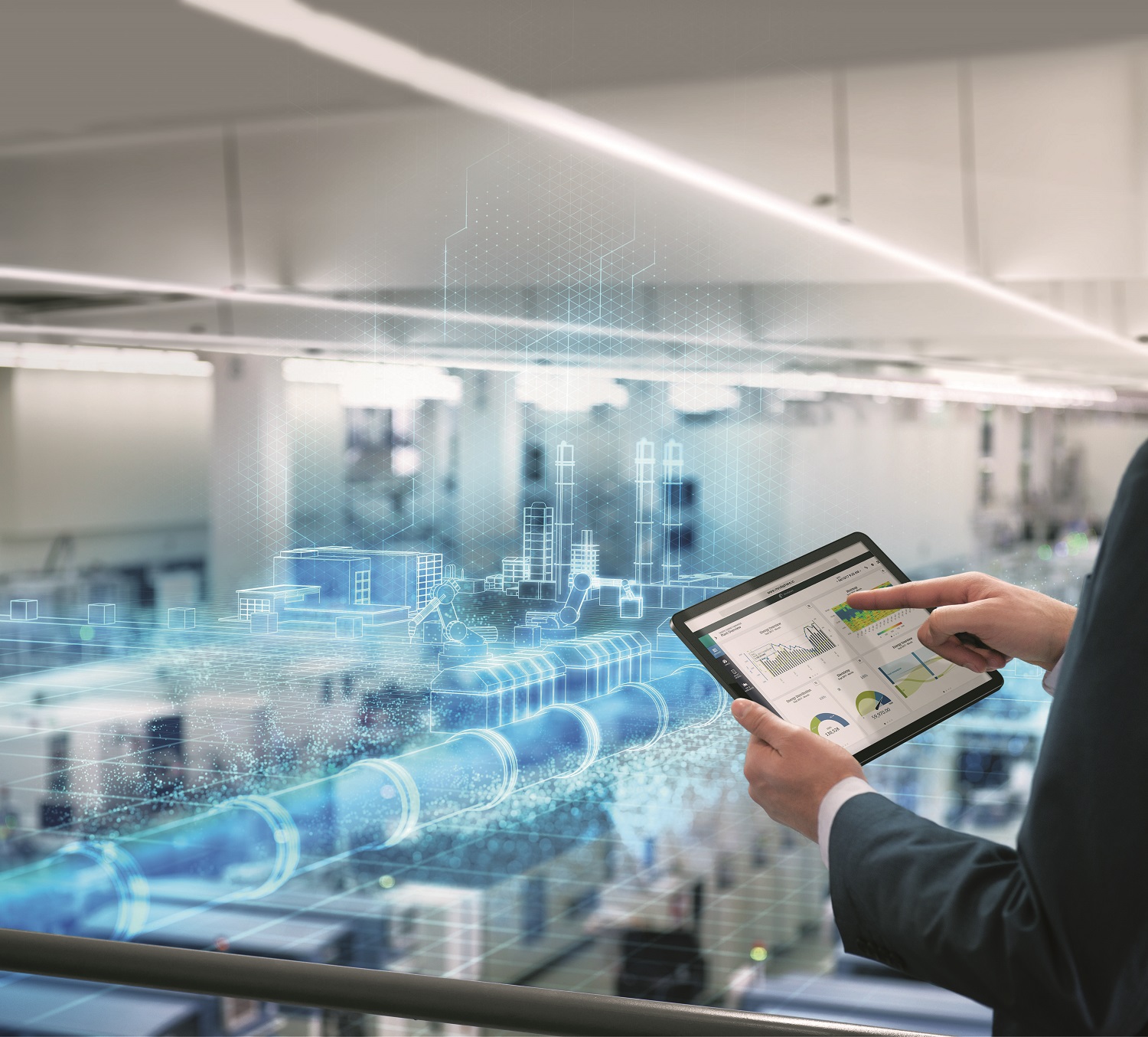 At SPS 2019, Siemens is introducing a newly developed complete system for industrial operation and monitoring.