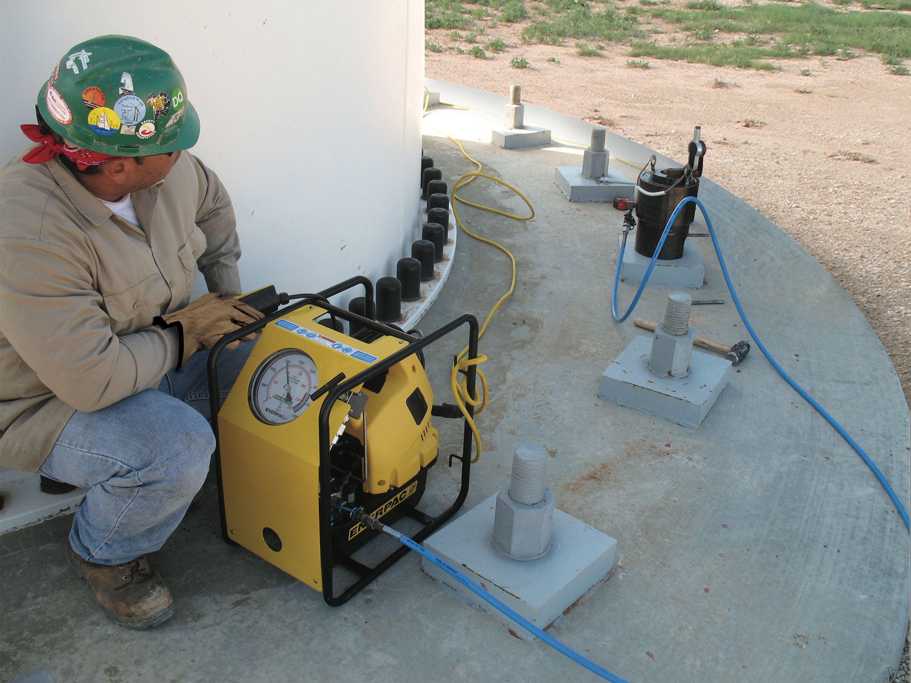 Enerpac's ZUTP-S Series tensioning pump in use.