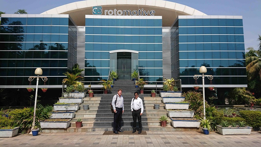 One of India's largest solar pump and power drive manufacturers, Rotomag Powerdrives India, signed an agreement with Brisbane-based New Fluid Technology (NFT).