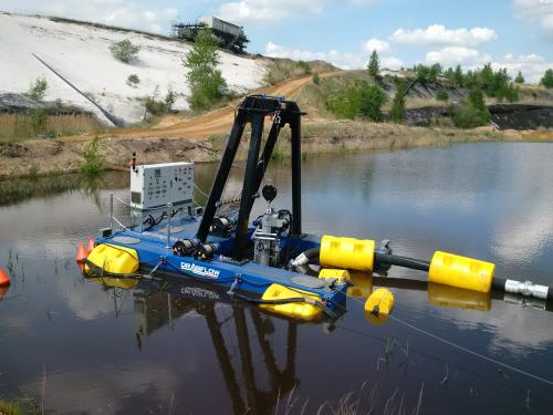 The remote controlled Dragflow dredge.
