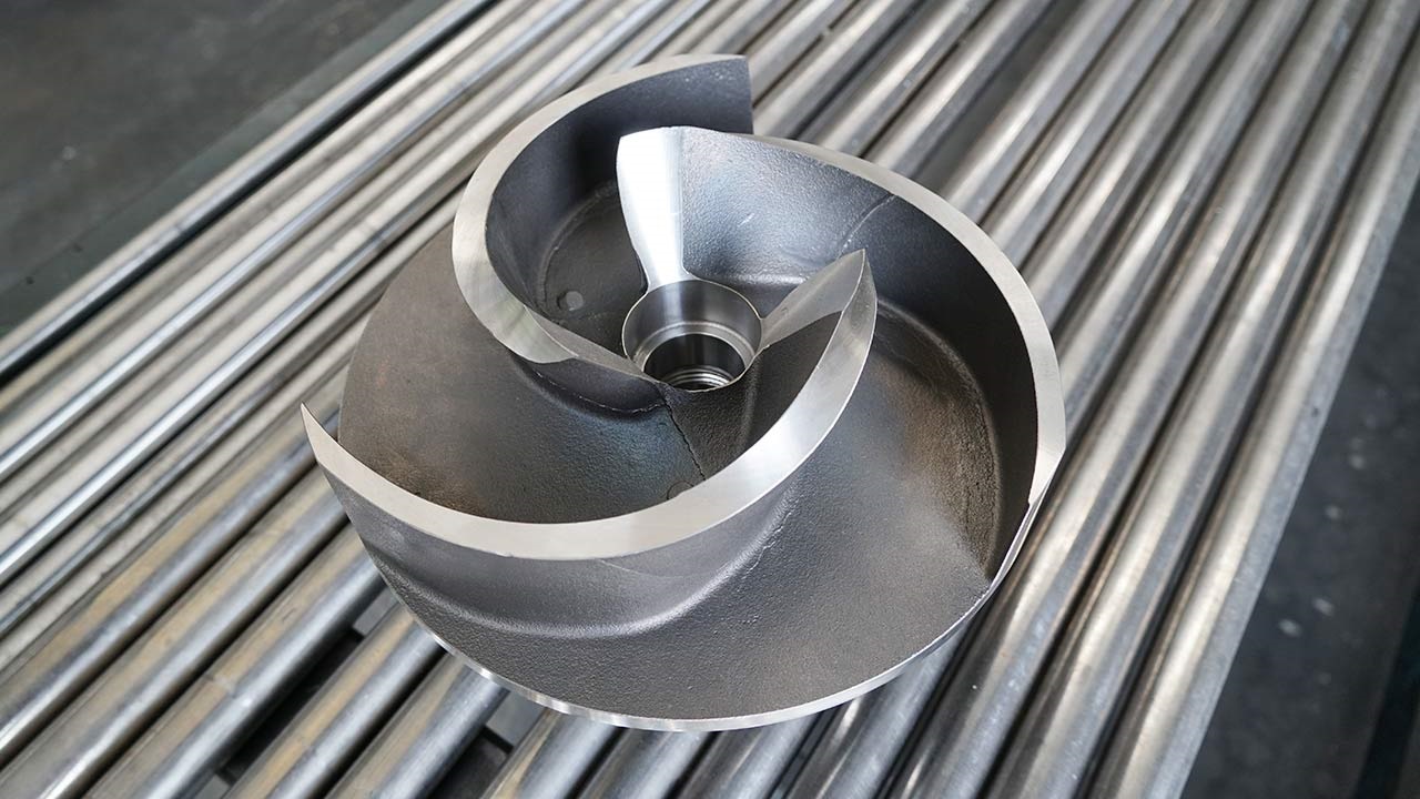 Tests carried out on prototype materials showed that the use of Hard Cast Iron for the main hydraulic components achieved a hardness level of between 450 and 500 HB.