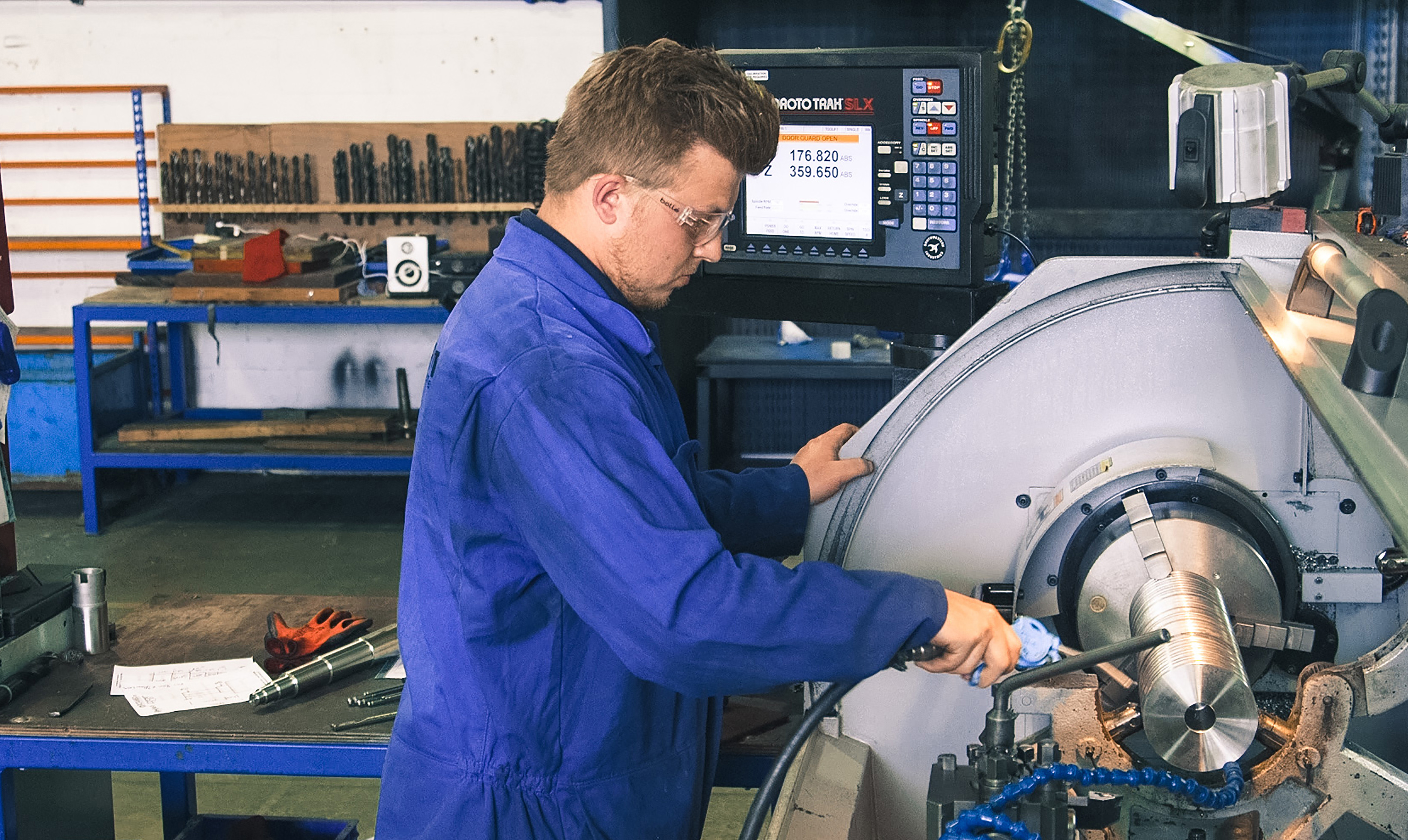 Rotamec’s round-the-clock maintenance services are performed by qualified and experienced engineers.